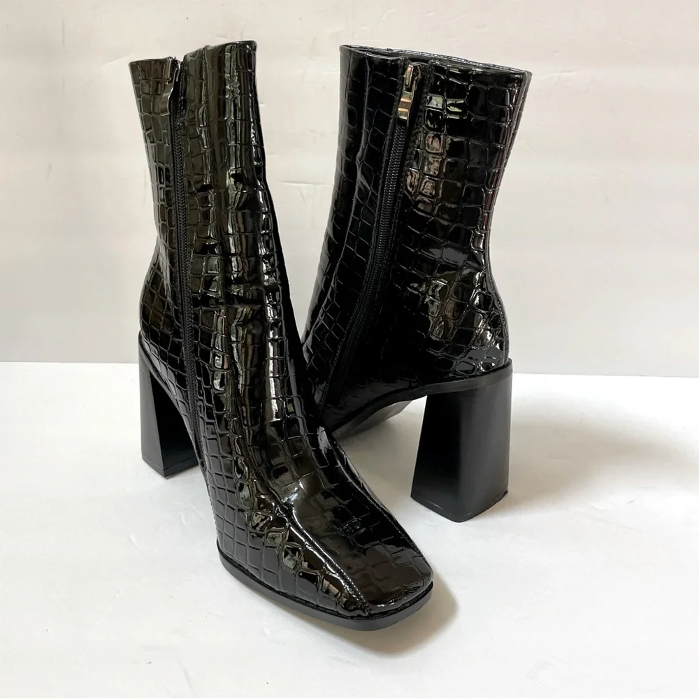 Nasty Gal Faux Leather Black Patent Croc Flared Heeled Ankle Boots Size 8